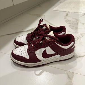 Nike Dunk Low ‘Dark Beetroot’ or ‘Bordeaux’ women’s sneakers
